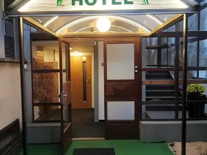 Hotel Bohemians