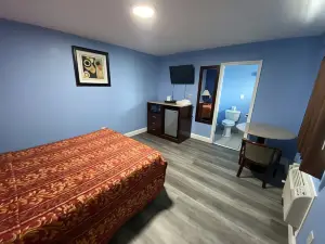 Red Carpet Inn & Suites Wrightstown