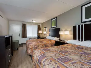 Days Inn by Wyndham Harrisburg North