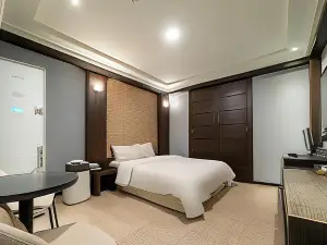 Nowon Luxe Hotel