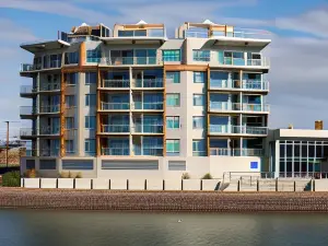 Wallaroo Marina Apartments