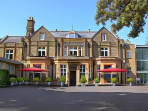 Lanes Hotel