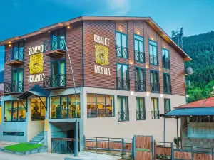 Chalet Mestia