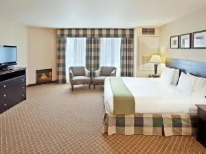 Holiday Inn Express & Suites Marysville