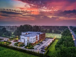 Mercure Wiazowna Brant