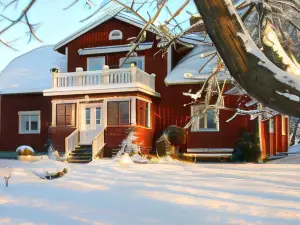 Kroksta Gård