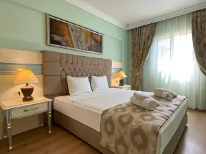 Pine Club Apart Hotel