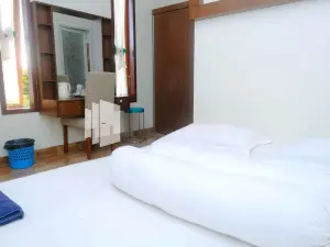 Guest House Bibong Makassar Mitra RedDoorz
