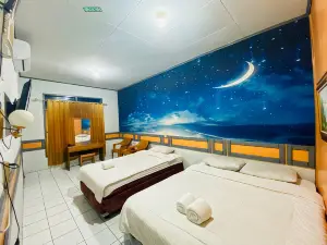 Familie Ayu Hotel