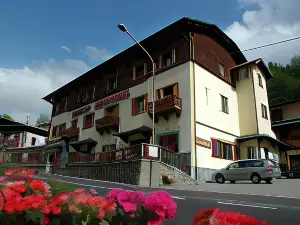Hotel Bristol