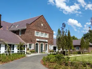 Brassey Hotel - Managed by Doma Hotels