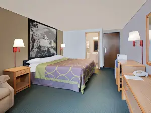 Super 8 by Wyndham Spearfish