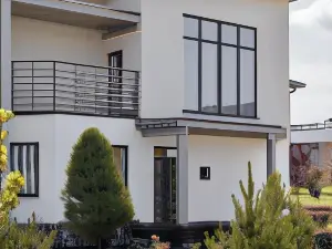 Romanovo Hotel