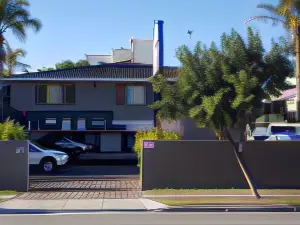 Gold Coast Airport Motel - Only 300 Meters to Airport Terminal