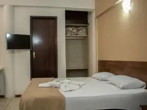 Bento Palace Hotel