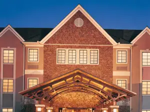 Staybridge Suites Milwaukee Airport South