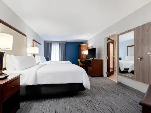 Holiday Inn Express & Suites Cincinnati Riverfront