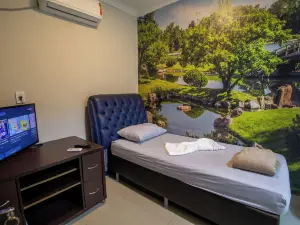 Hostel Central