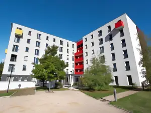 Appart'hôtel Odalys City - Bioparc Lyon Est