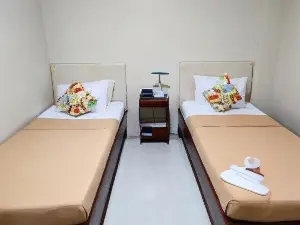 麗亞特麗斯飯店