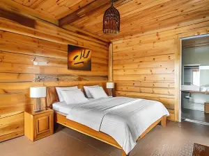 Peraja Bungalows Loyok