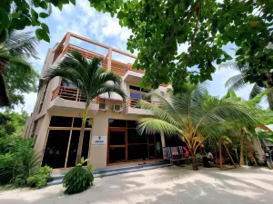 Finolhu Beach Guest House