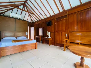 Hotel Dan Gazebo Syariah Pinggir Kali Prigen RedPartner