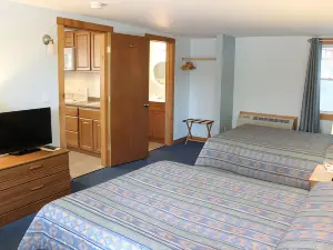 Nootka Lodge