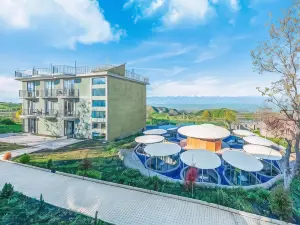 Villaggio Mirzaani Resort
