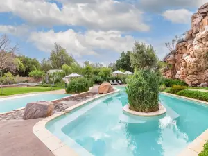 Avalon Springs by Dream Resorts