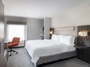 Holiday Inn Express Atlanta West - Theme Park Area