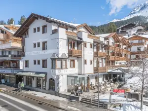 Hotel Lenzerhorn Spa & Wellness
