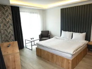 Pars Suites Hotel