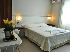 Petry Plaza Hotel