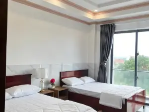 Khách Sạn Toàn Phát Dốc Lếch