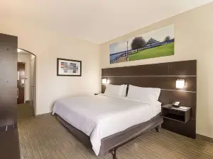 Clarion Pointe New Bern