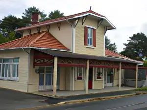 Chez Augustin
