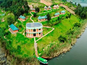 Nyamunyonyi Lake Resort