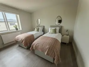 George Apartments