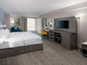 Hampton Inn & Suites Kansas City-Country Club Plaza