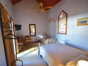 RoseMoore Bed & Breakfast