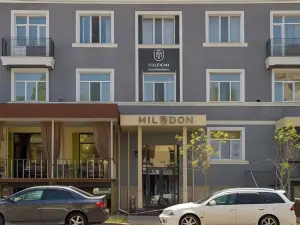 Mildom Premium Hotel
