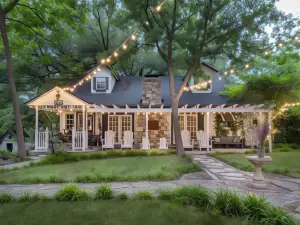 Country Woods Inn