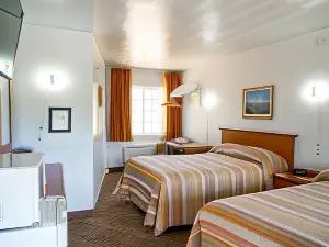 Swiss Holiday Lodge