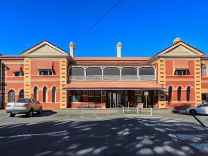 Apollo Lodge
