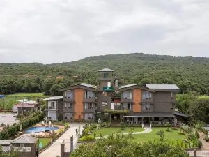 Stone Wood Hotel Amboli