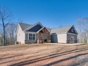 Home Gym & Fireplace: Roaring River Retreat