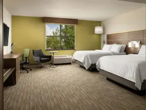 Holiday Inn Express & Suites Irving DFW Airport North