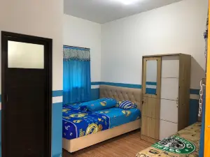 Semar Biru