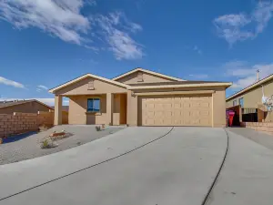 Belen Vacation Rental ~ 10 Mi to Los Lunas!